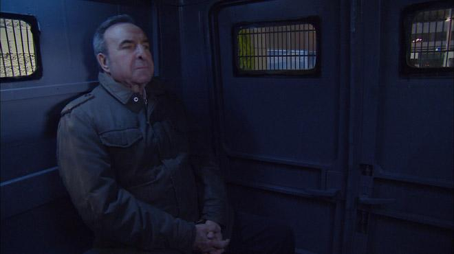 Arka Sokaklar 318.Bölüm