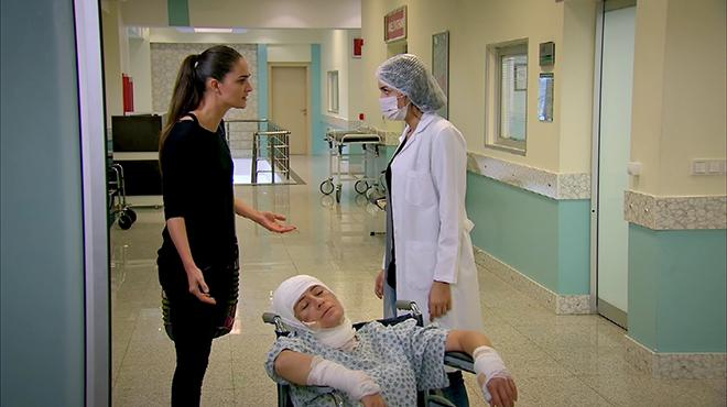 Asya ve Selma karşı karşıya