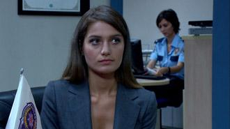 Leyla, Rıza Baba’nın karşısında