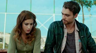 Azra, Kerem’i uyarıyor