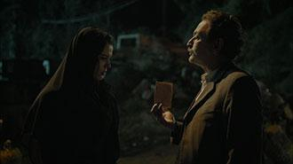 Neriman, Kamranı ele veriyor