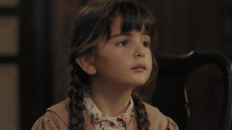 Feride, yatılı mektebe yazılır