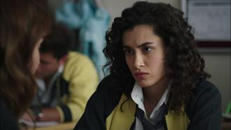 Zeynepin aklında Barış mı, Kerem mi var?