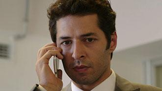 Emre,Aslıdan şühelenmeye başlar