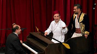 Hakan Akkayadan padişah rolü