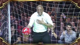 Beyaz ve Roberto Carlos Penaltı Atışları