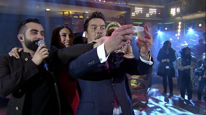 Beyaz Showda Selfie hatırası