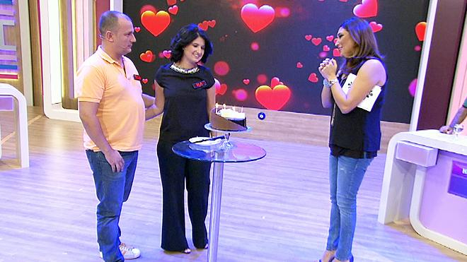 Sezgin Beyden Ela hanıma stüdyoda evlilik yıl dönümü sürprizi!