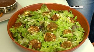 Keçi peynirli paneli salata - Keçi peynirli paneli salata tarifi - Keçi peynirli paneli salata nasıl yapılır?