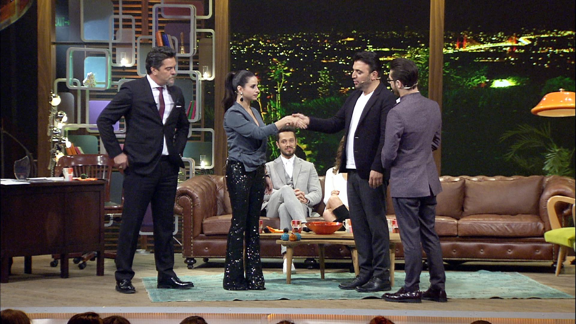 Beyaz Show’da zarafet dersi!