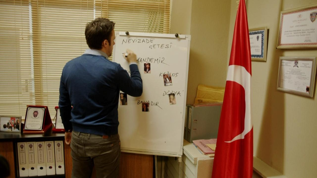 Ulan İstanbul 33. Bölüm Fragmanı
