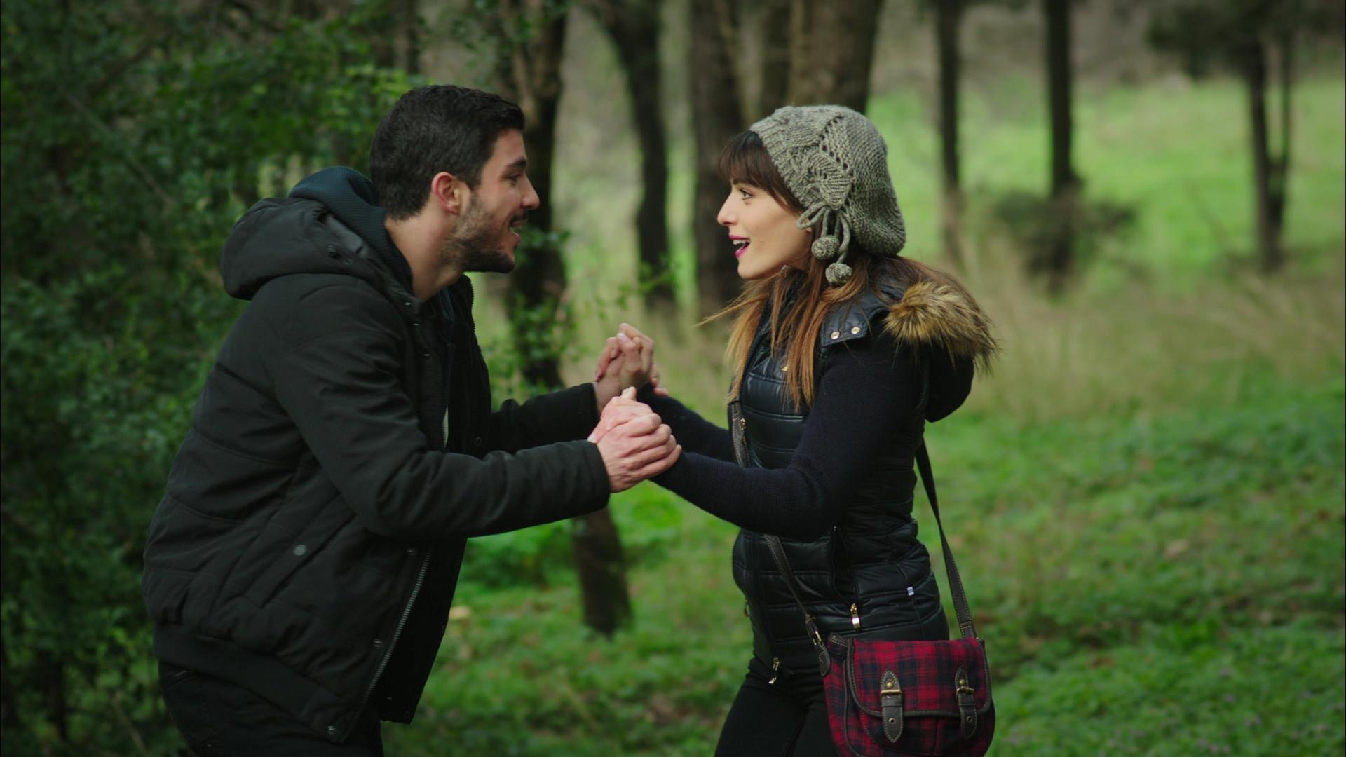 Derya ve Ferdi’nin evcilik oyunu