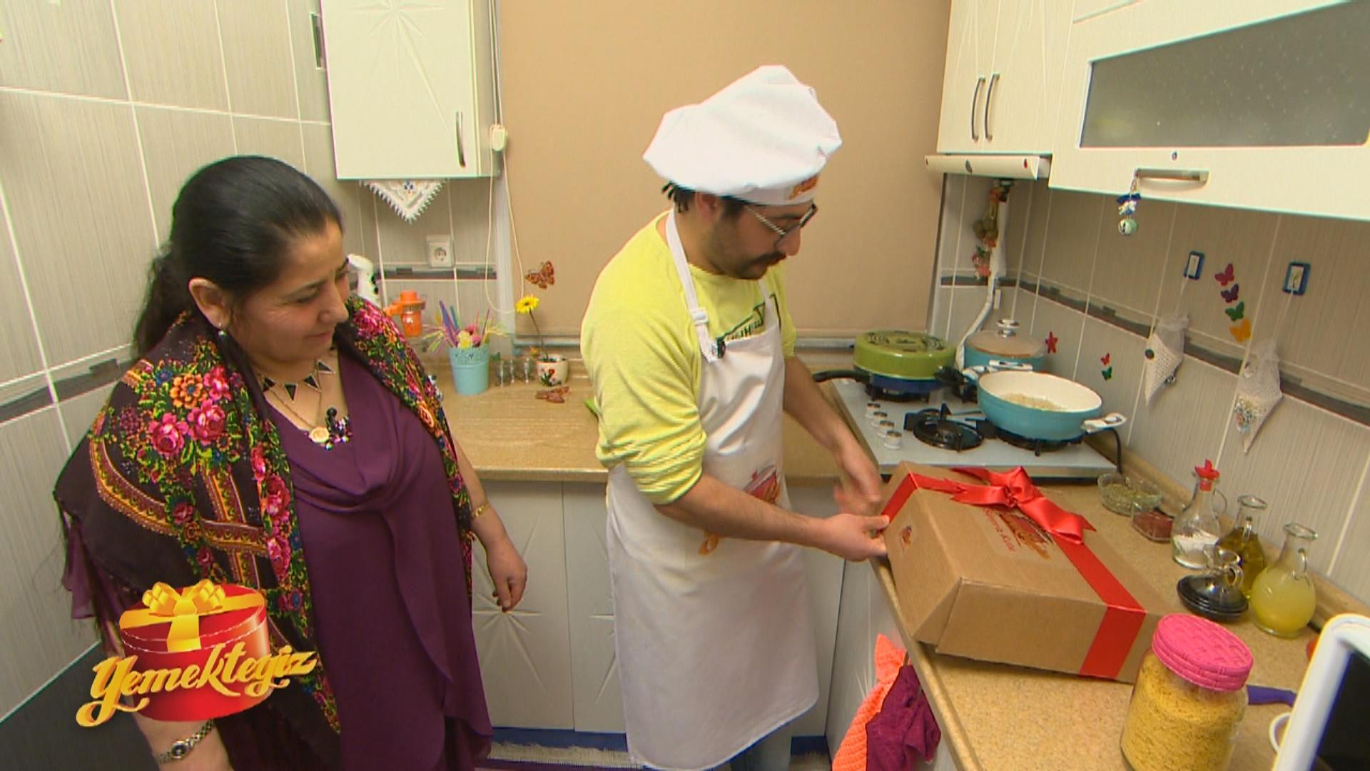 Servet Bey'in Sürpriz Kutusu: Muzlu Muhallebi!