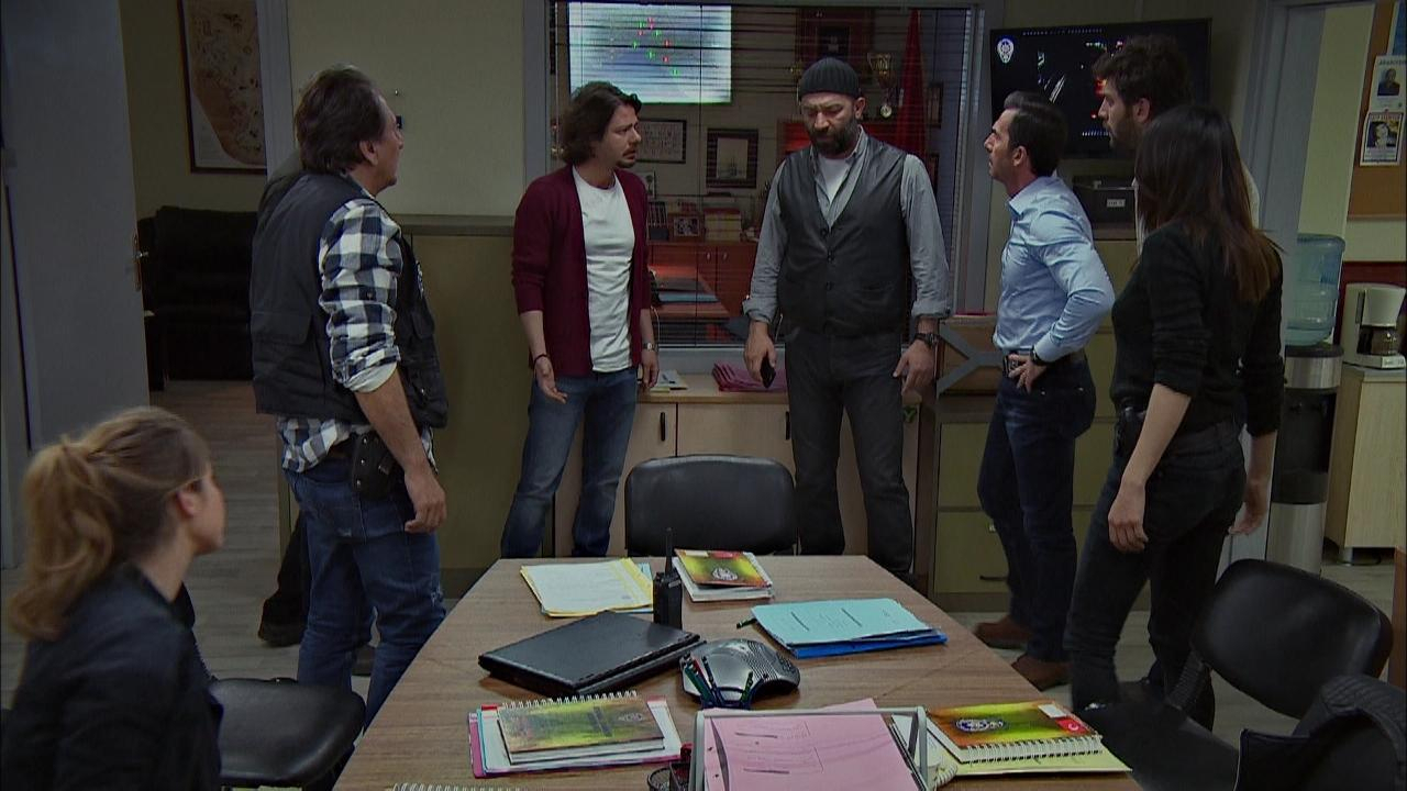 Mesut, zor durumda bırakan haber!