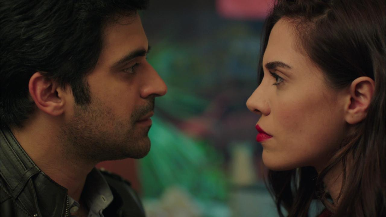 Derya'nın kıskançlık krizleri!