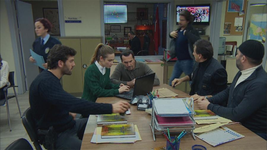 Arka Sokaklar’daki komik klişeler!