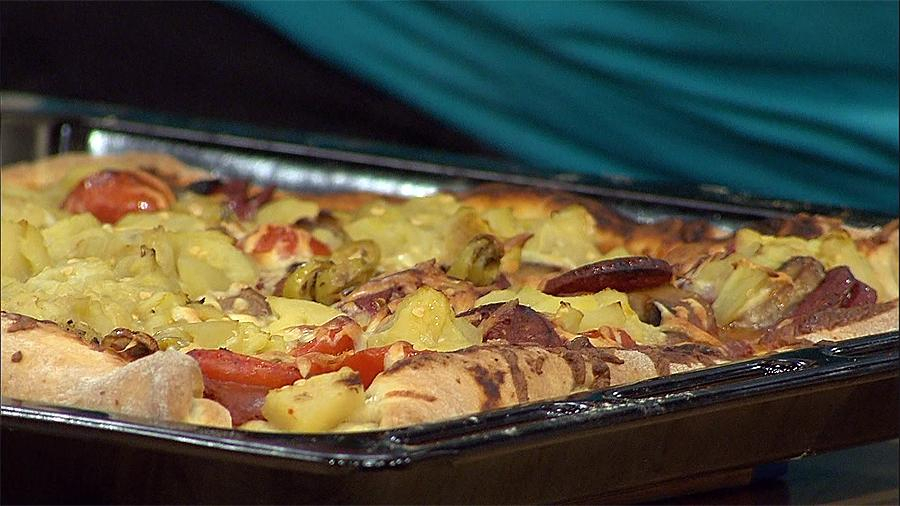 Elif Korkmazel’den lezzetli “Ev Pizzası”