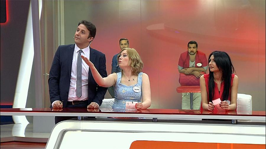 Kıskançlıktan kadın seyircileri hedef aldı!