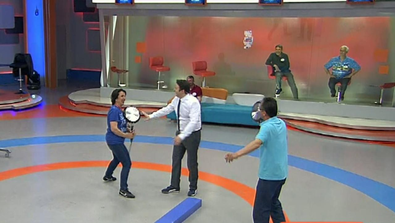 Havva Hanım, Ahmet Abinin üzerine tava ile yürüdü!