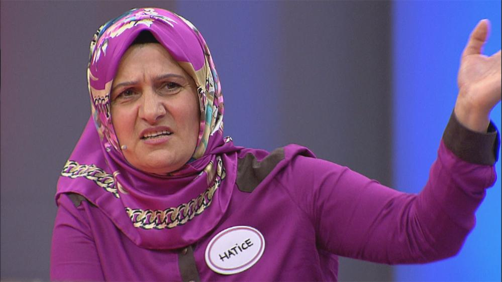 Gülme krizine sokan tartışma!