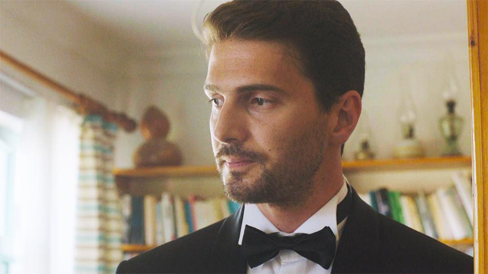 Aşk garip bir şey!