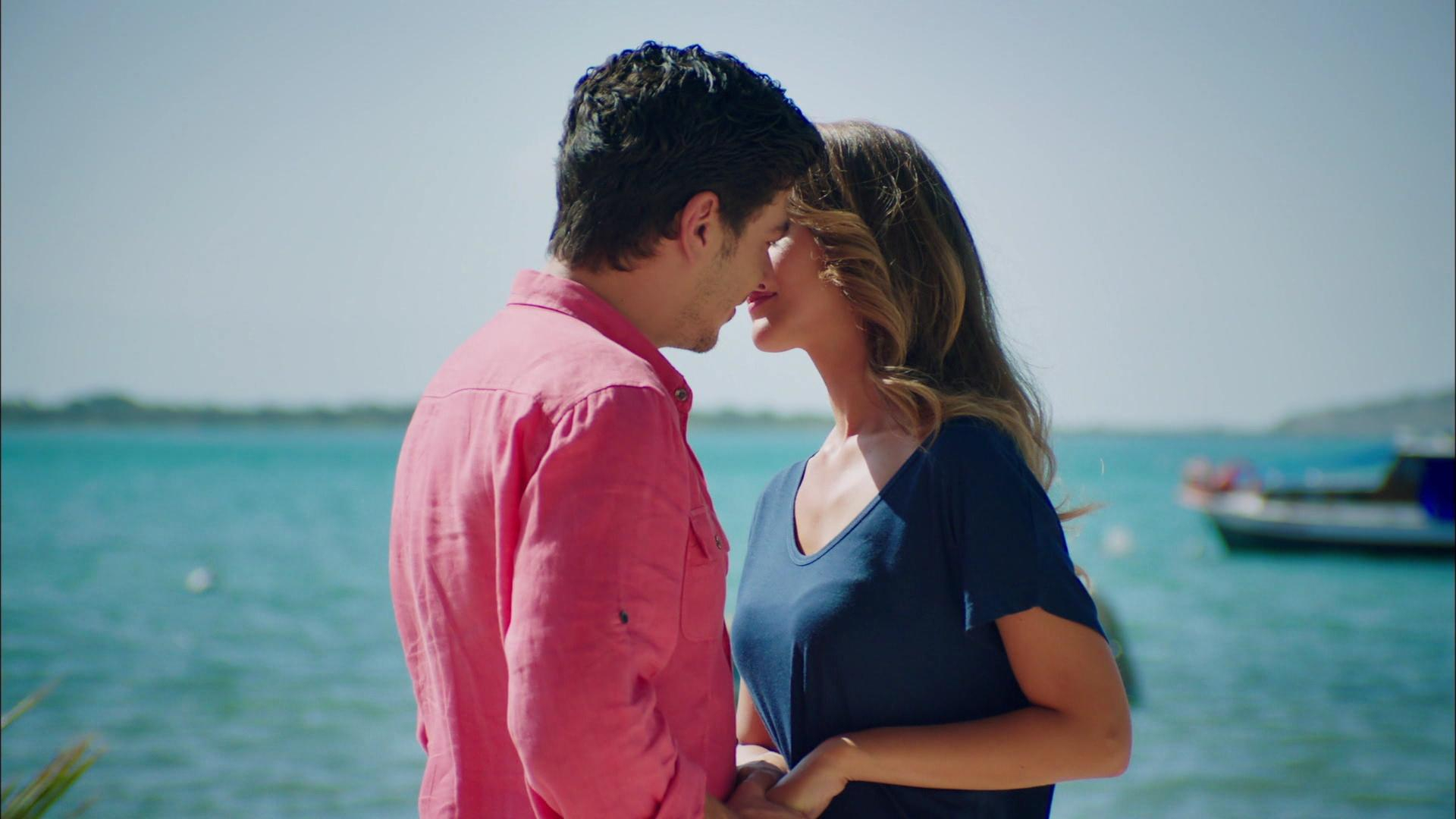 Mustafa'dan gerçek bir evlilik teklifi!