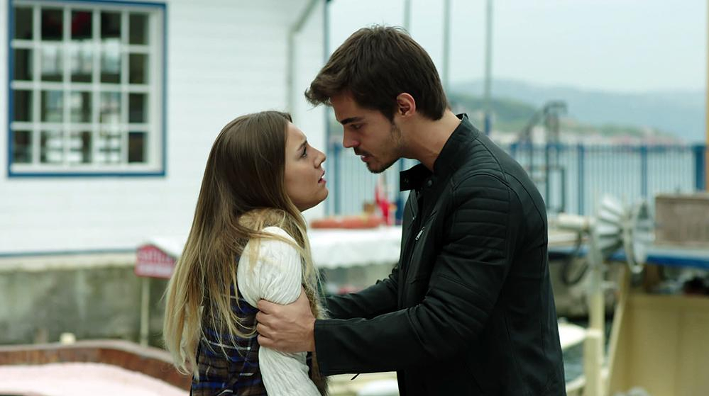 Bana olan her şeyi anlat Melisa!
