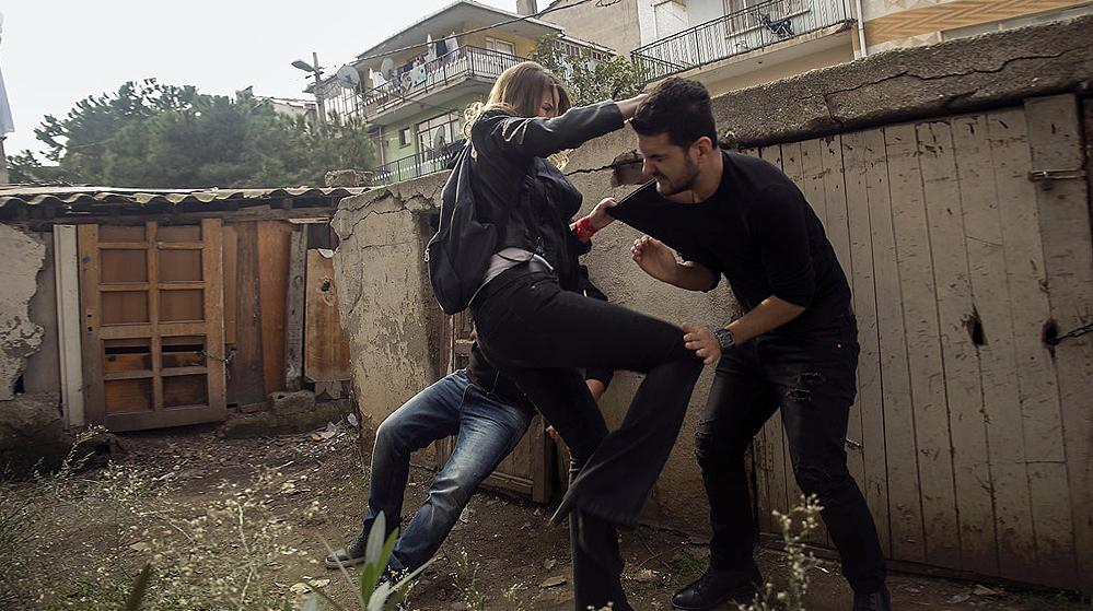 Selin, çetin ceviz çıktı!