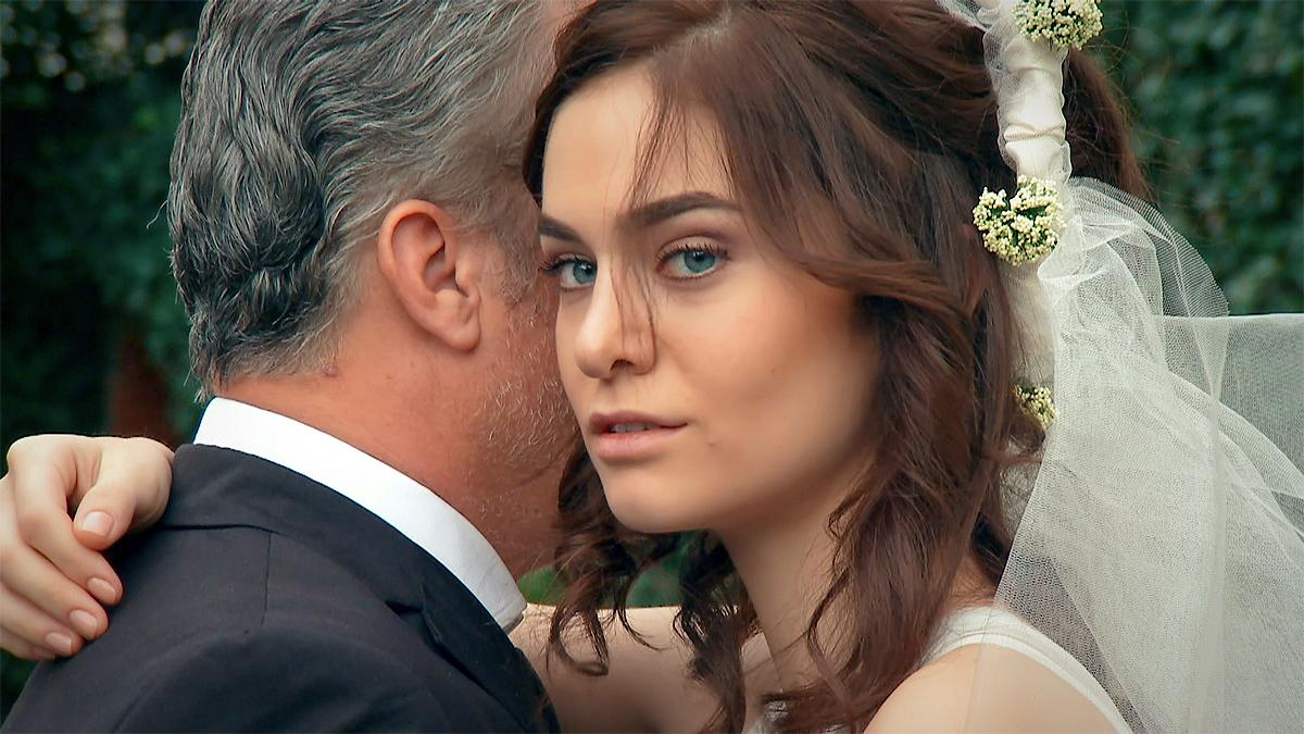 Nesrin ve Kerim gizlice evleniyor!