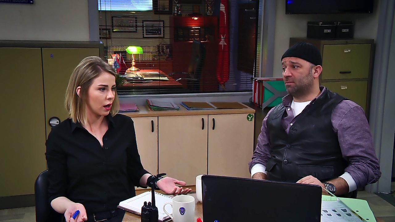 Bir odunu bin kişi ister, bir kişi alır!