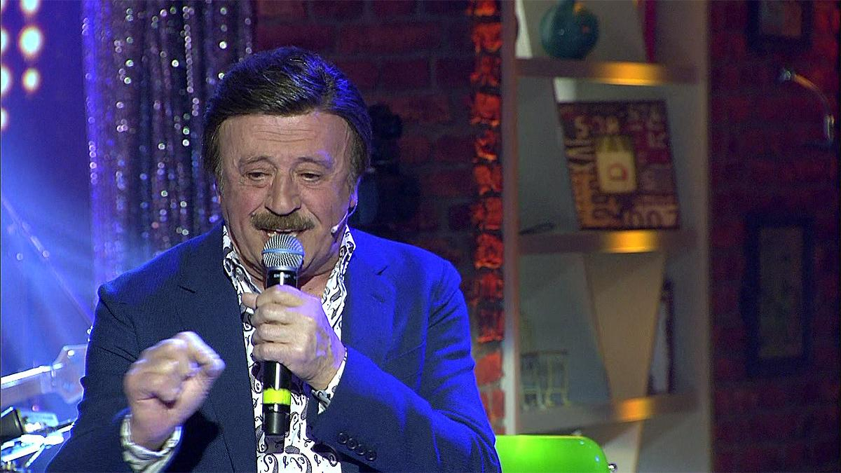 Selami Şahin – Seninle Başım Dertte (Beyaz Show Canlı Performans)