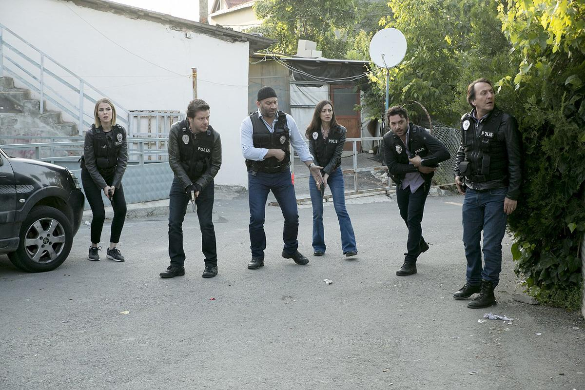 Arka Sokaklar 403. Bölüm