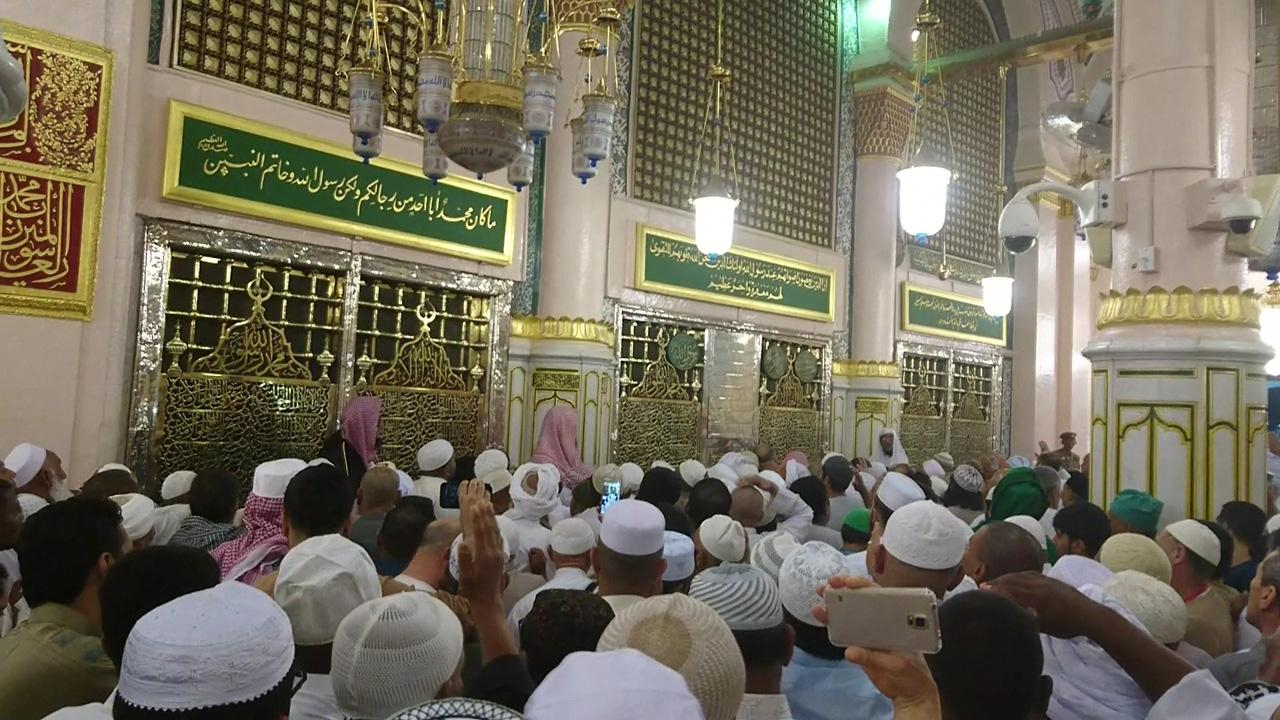 Fatih Savaş Kutsal Topraklarda – Şair Nabi’nin Peygamber Hassasiyeti