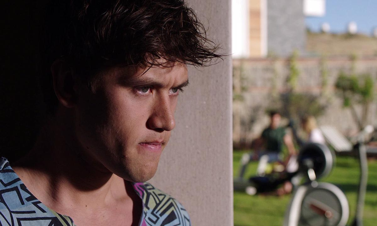 Uzay'ın çirkin planı!