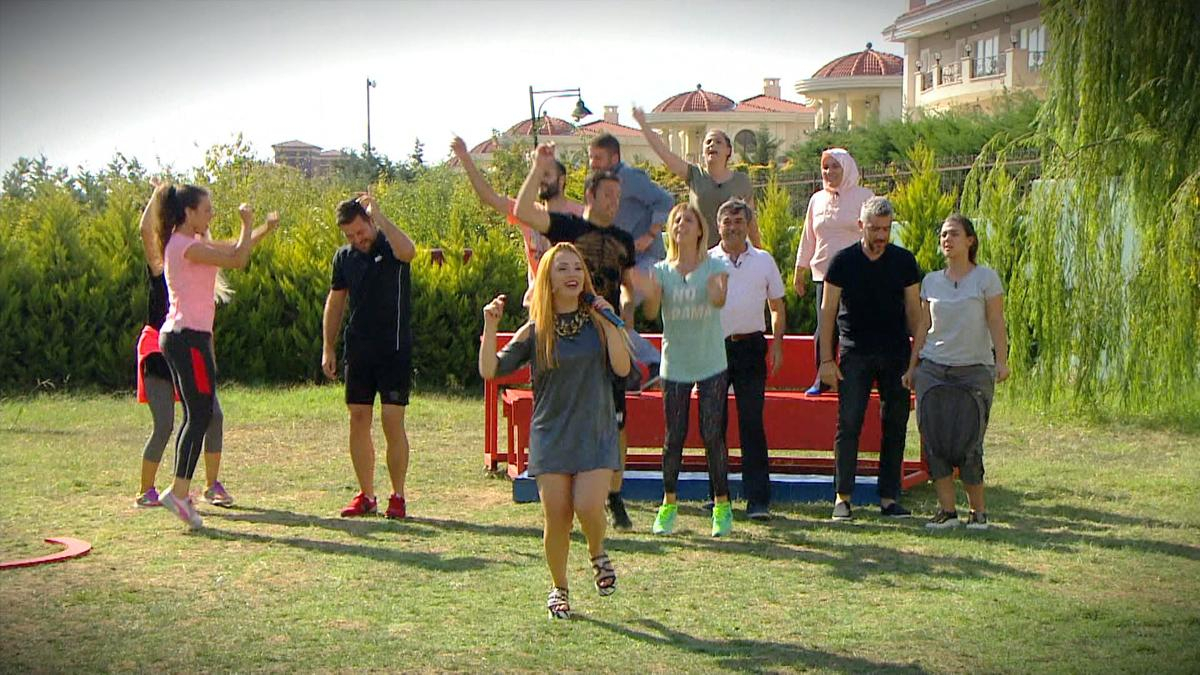 Ben Bilmem Eşim Bilir Bayram Özel Fragmanı