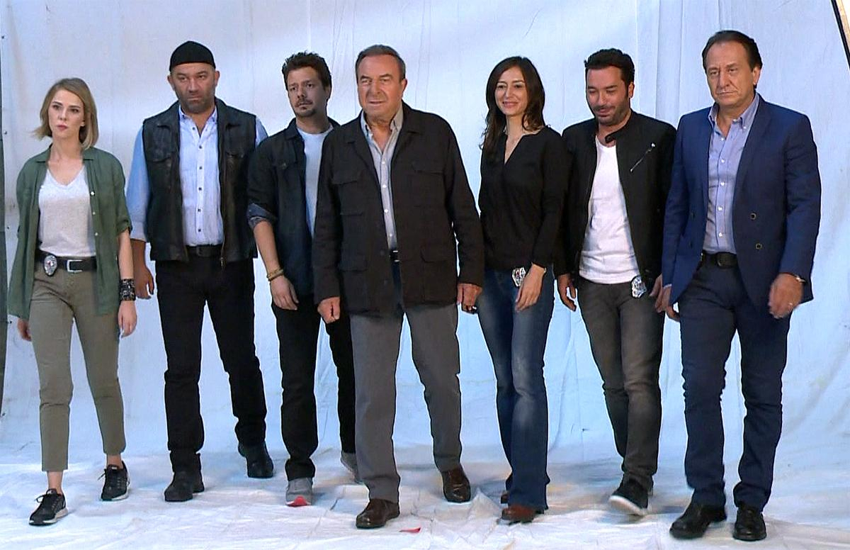 Arka Sokaklar dizisinin fotoğraf çekiminden özel anlar!