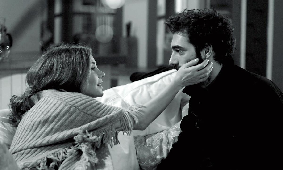 Keşke şimdi, burada zaman dursa!