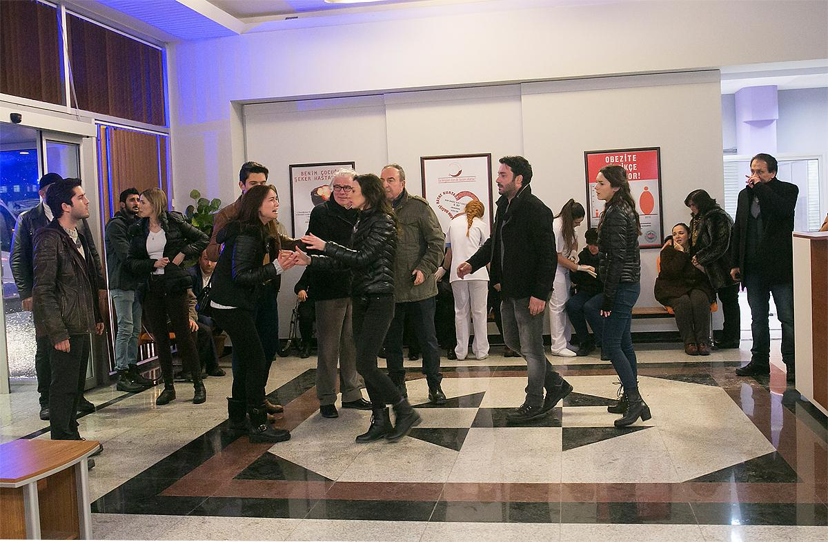 Arka Sokaklar, Vodafone Arena şehitlerini unutmadı!