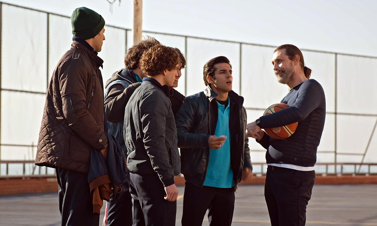 Tarık ve Hakan potada kozlarını paylaşıyorlar!