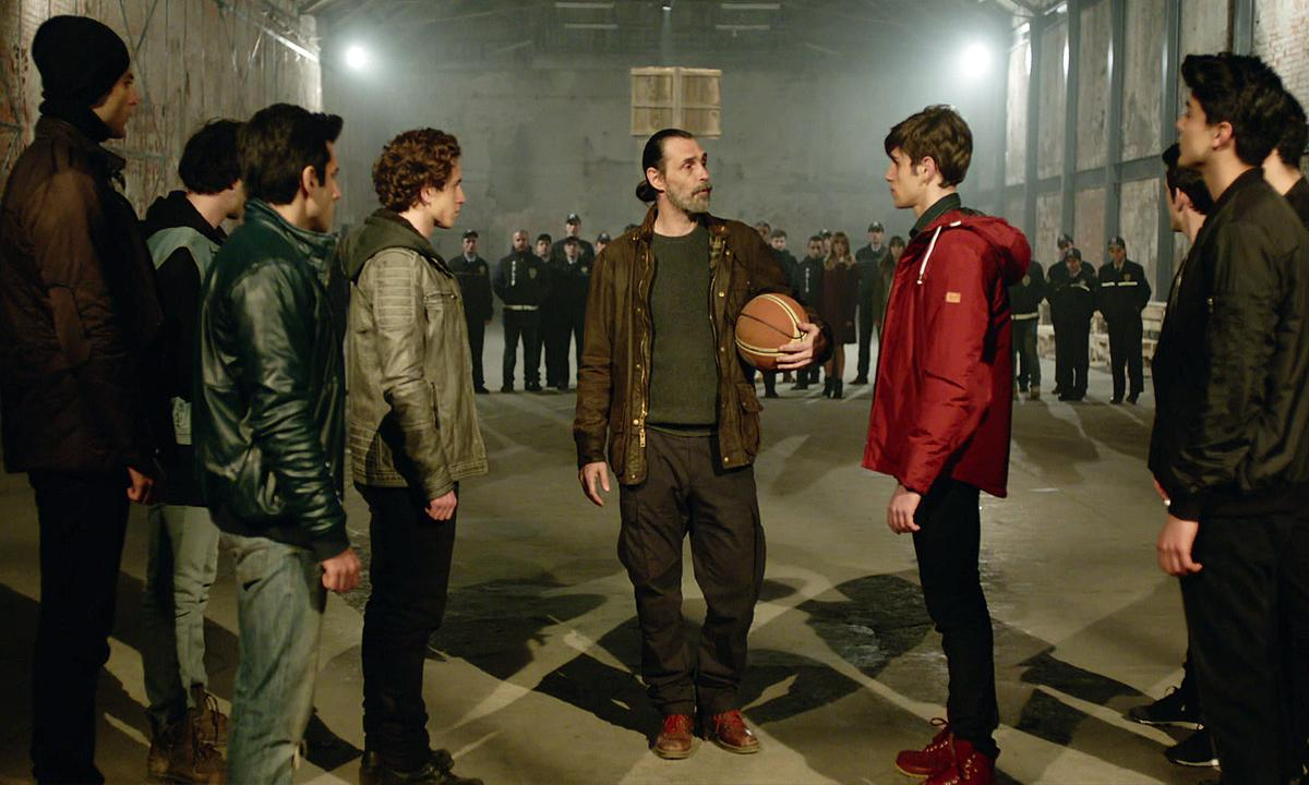 Tarık kavgayı basket sahasında çözdü!