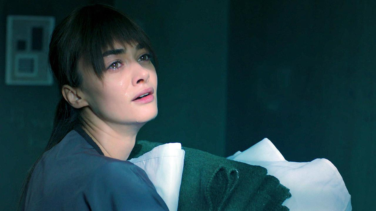 Zeyno, parmaklıklar ardında!