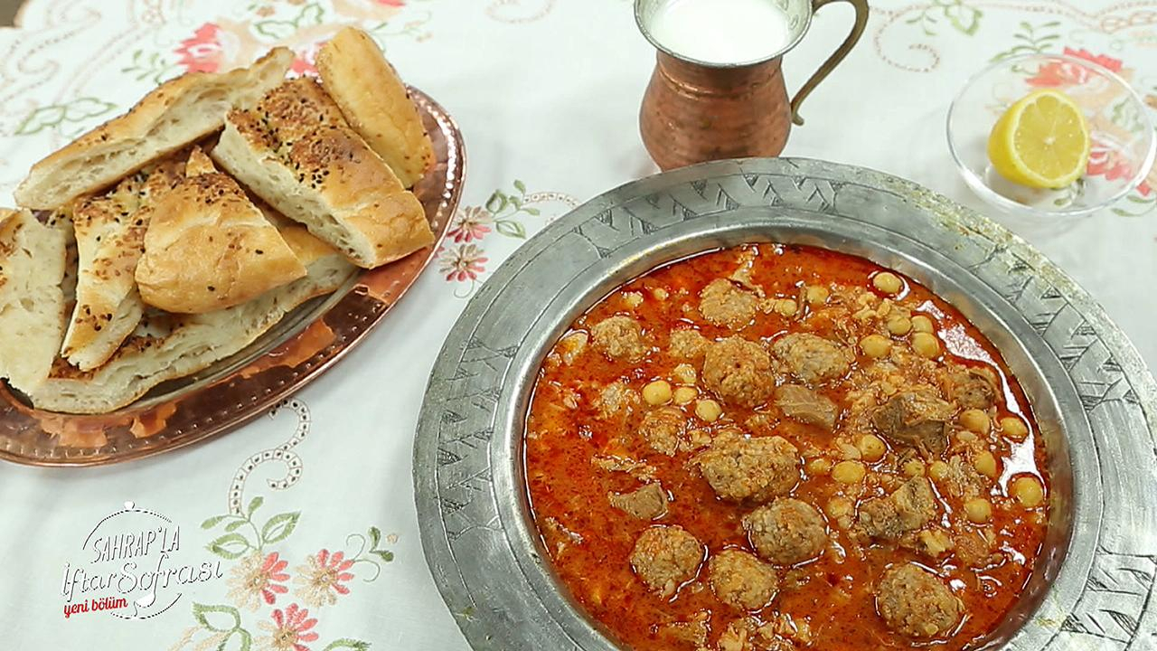 Ekşili Yahni Tarifi