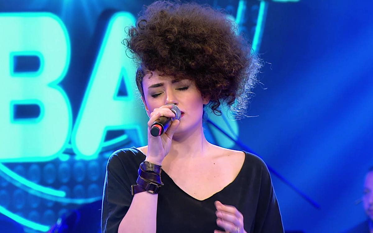 Dilan Çıtak’tan canlı performans
