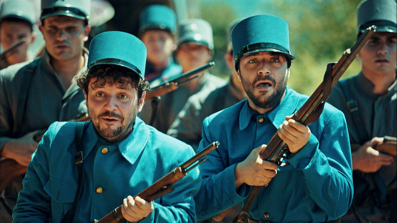 Türkler bizi denize döktü!