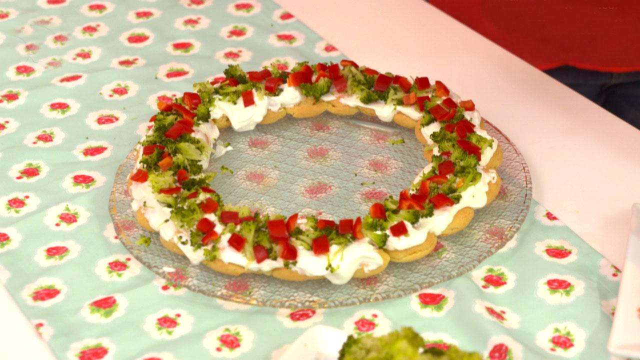 Çelenk Salatası Tarifi