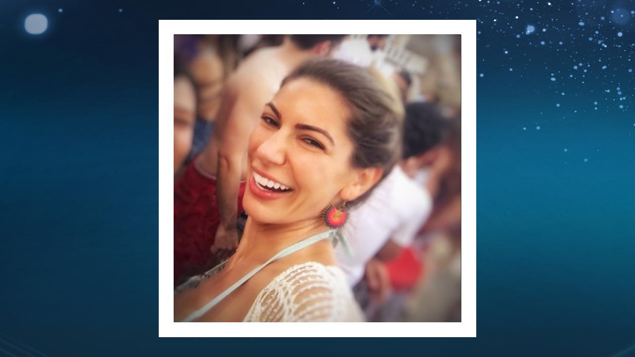 Esra Tekgöz kimdir? - Sosyetik Ev Kadınları