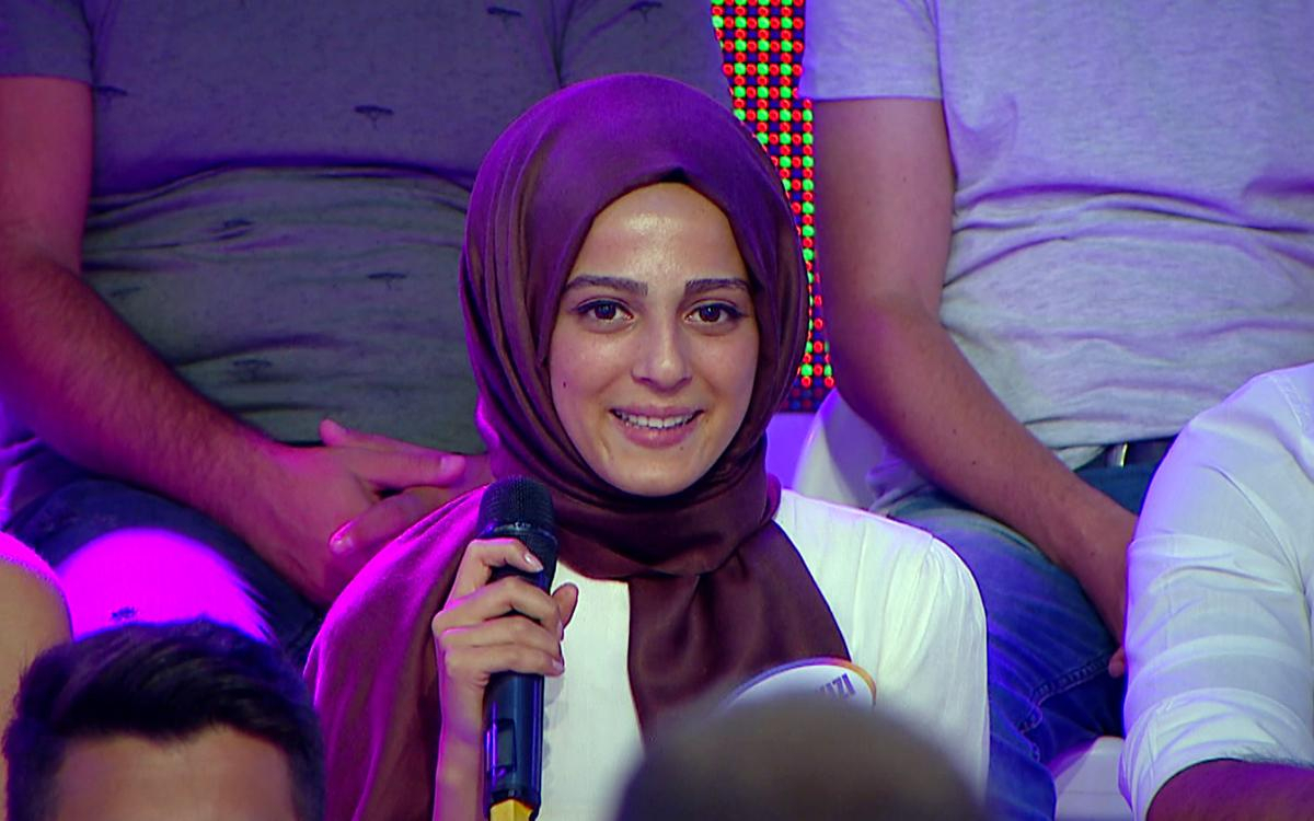 Hayat ani, dünya fani, arabayı verseniz ne olur yani!