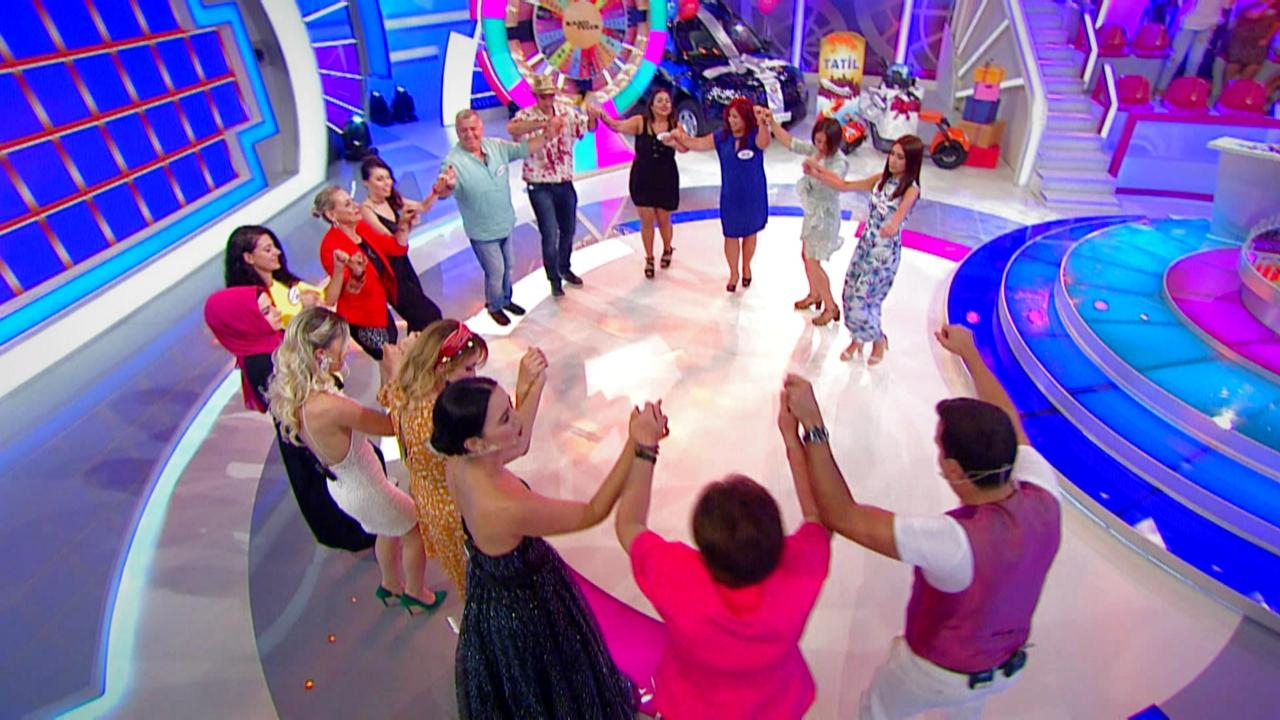 Gelin ve kaynana rekabeti Çarkıfelek'e taşındı!