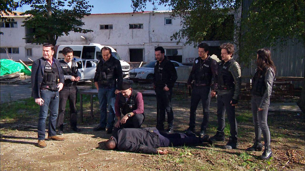 Arka Sokaklar 494. Bölüm