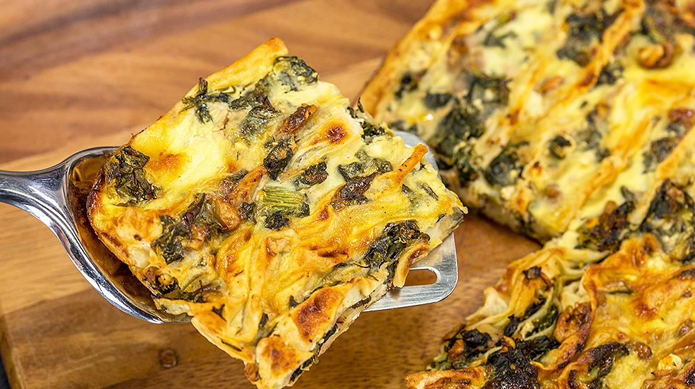 Yeşil Börek - Yeşil Börek Tarifi - Yeşil Börek Nasıl Yapılır?